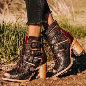 Freebird by Steven Braeden wooden block open toe leather sandal heels distressed